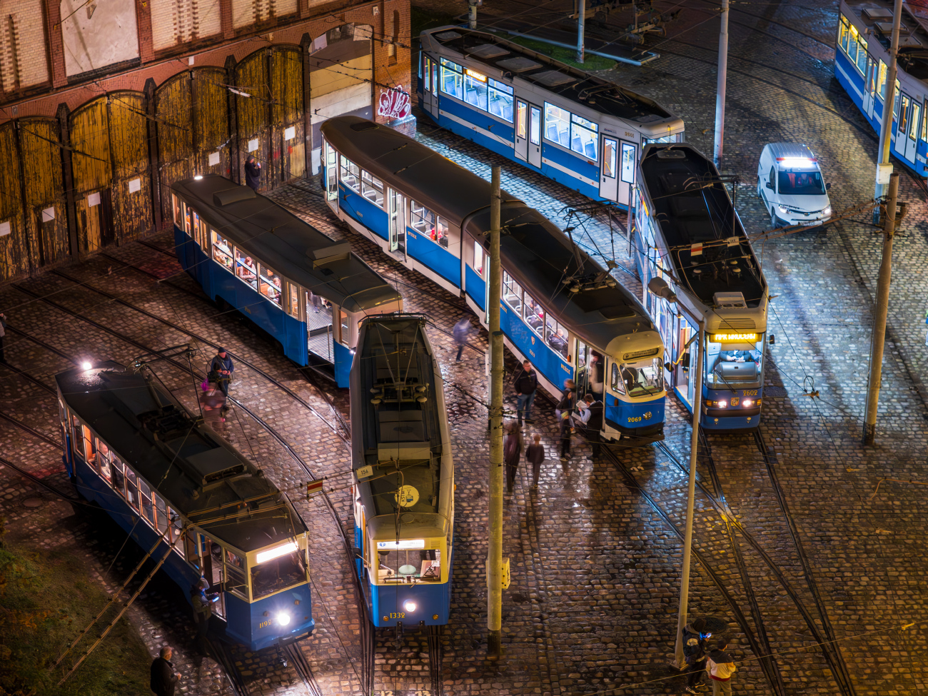 Вроцлав, LH Standard № 1192; Вроцлав, Konstal N № 1332; Вроцлав, Konstal 102Na № 2069; Вроцлав, Protram 204Wr As № 2602