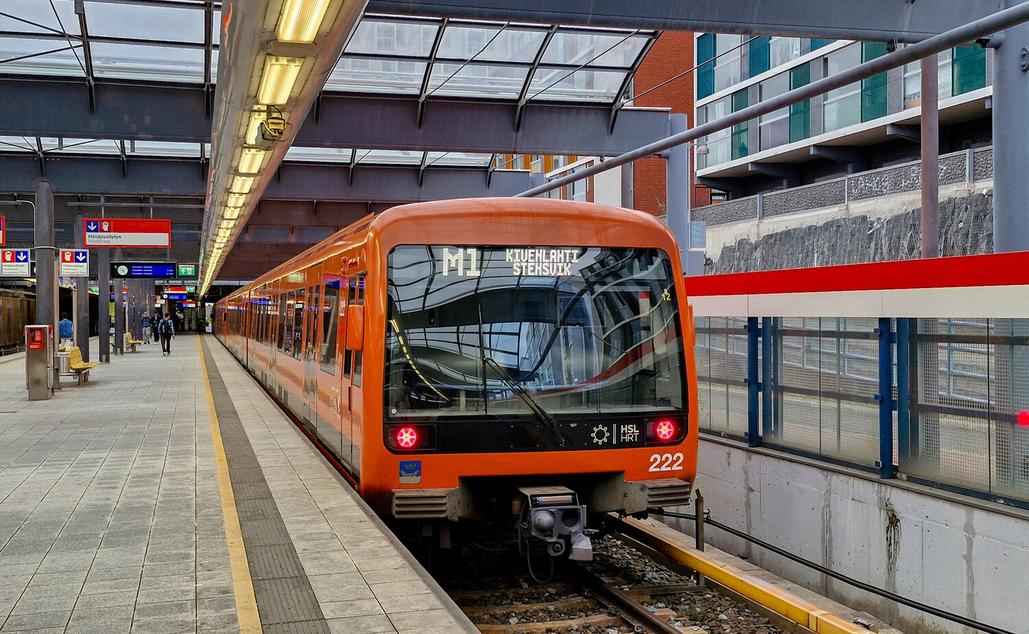 Хельсинки — Эспоо, Bombardier M200 № 222