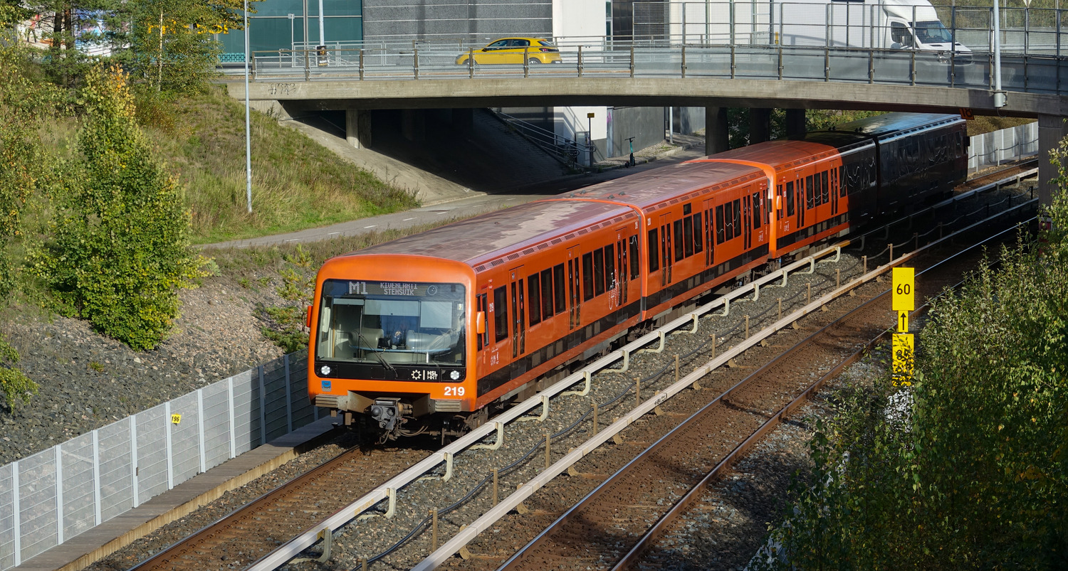 Хельсинки — Эспоо, Bombardier M200 № 219