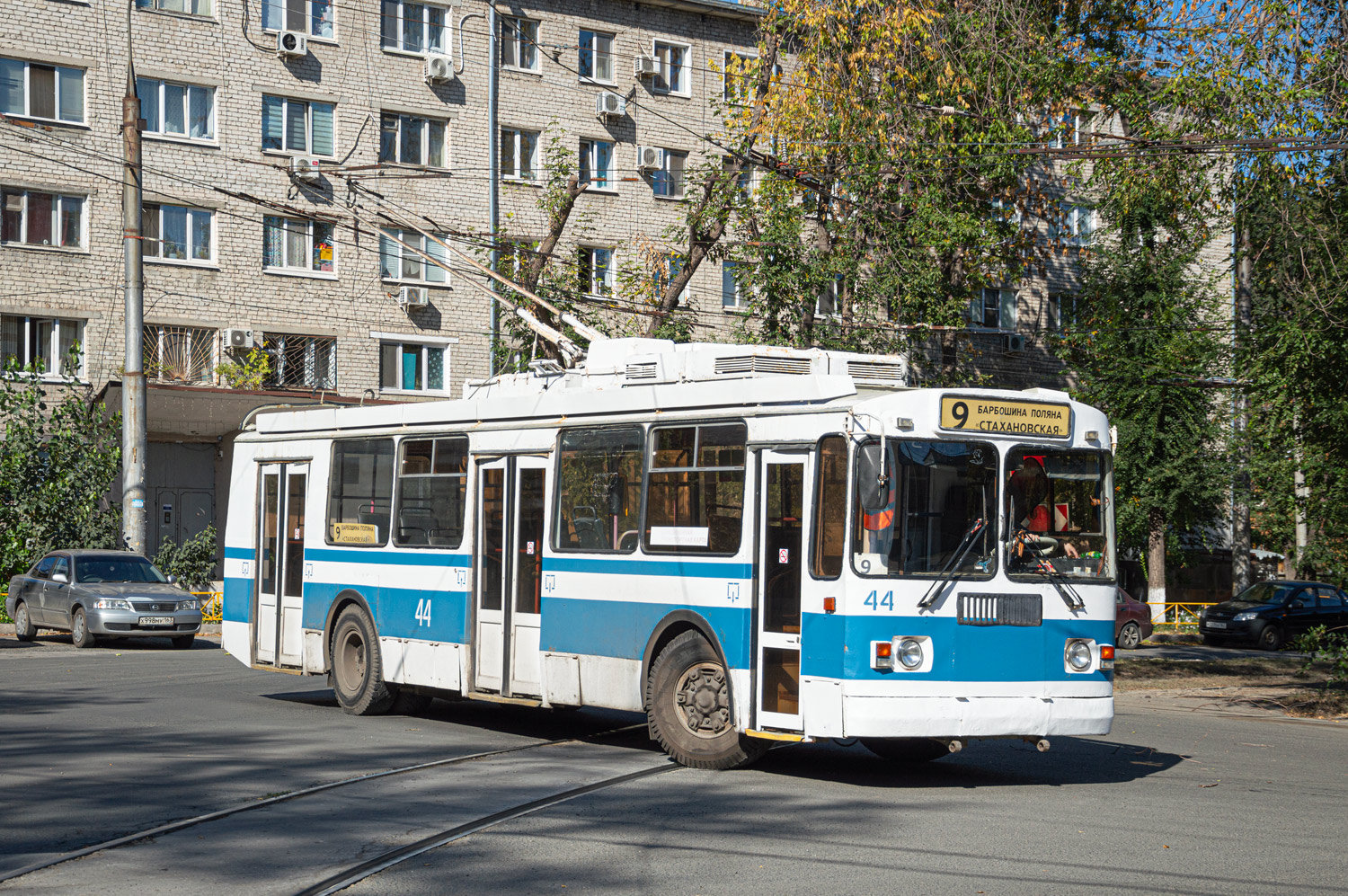 Samara, ZiU-682G-016.03 č. 44; Samara — Terminus stations and loops (trolleybus)