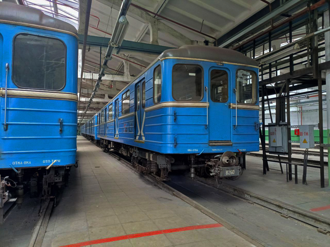 Екатеринбург, 81-714.5 (ЛВЗ/ВМ) № 8260