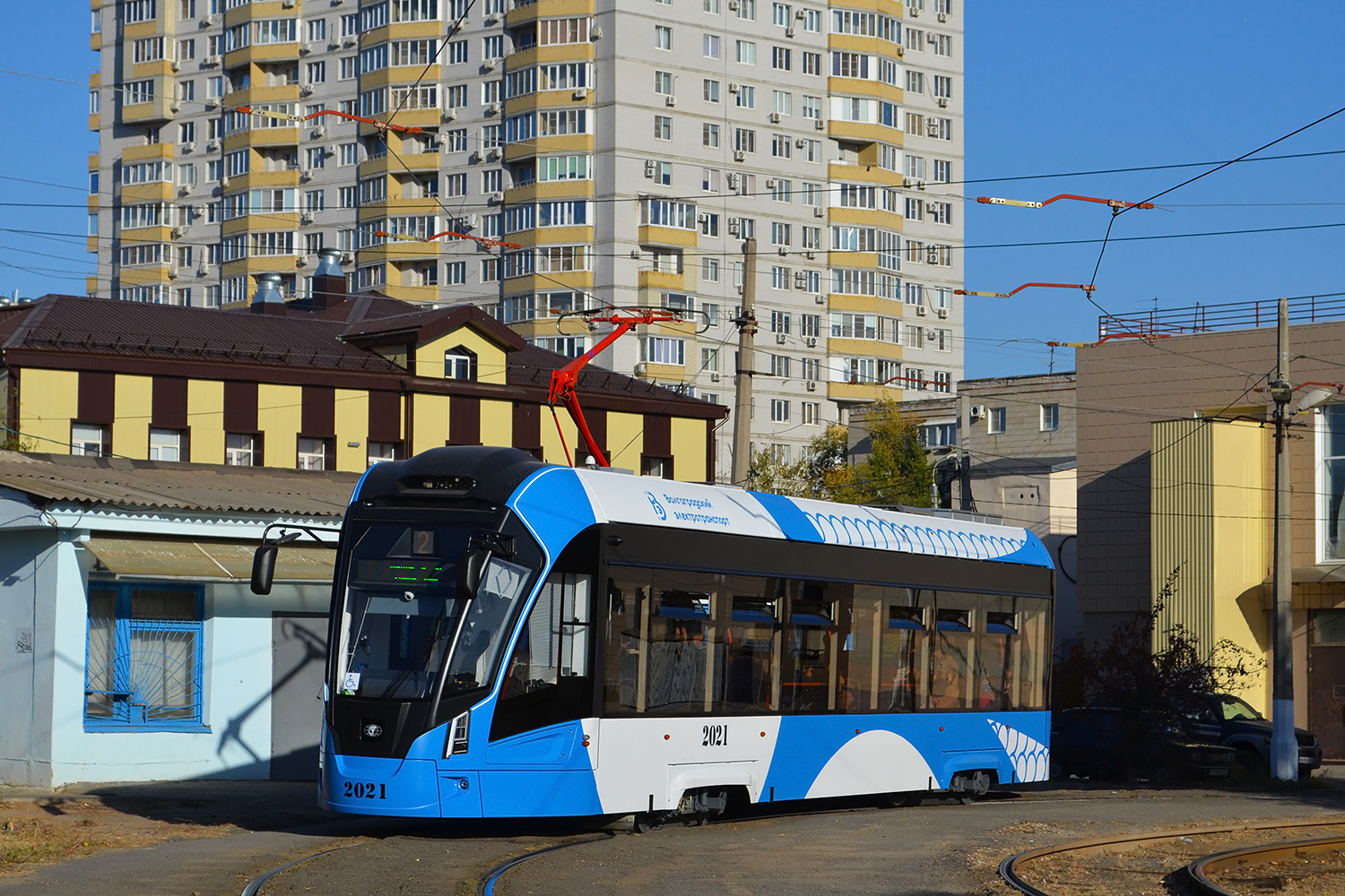Волгоград, 71-911ЕМ «Львёнок» № 2021