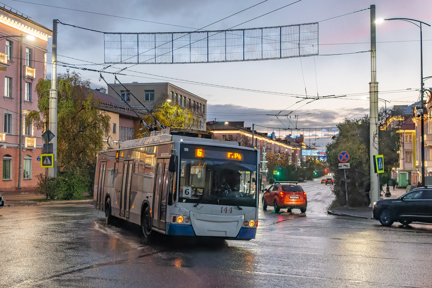 Мурманск, ВМЗ-5298.01 «Авангард» № 144
