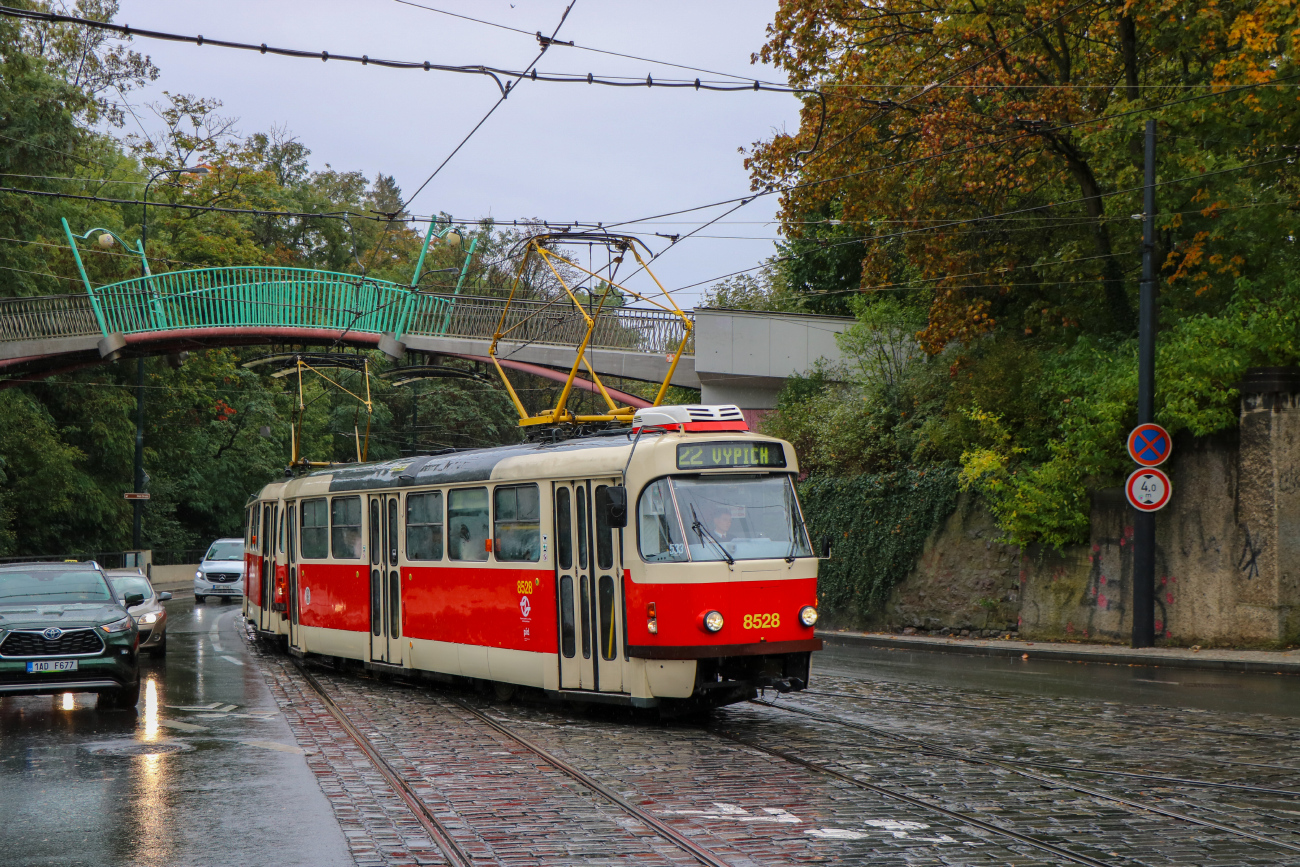Прага, Tatra T3R.P № 8528