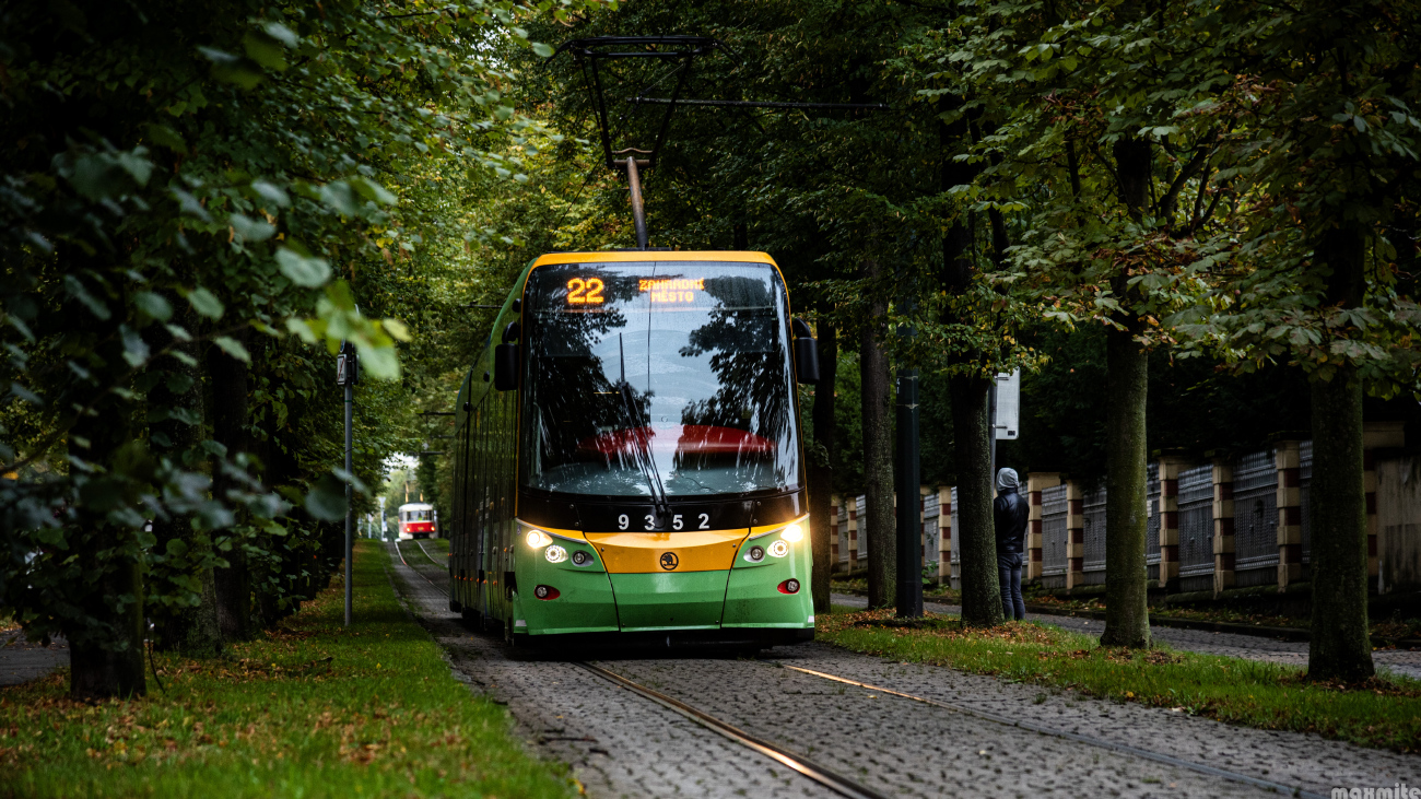 Прага, Škoda 15T4 ForCity Alfa Praha № 9352