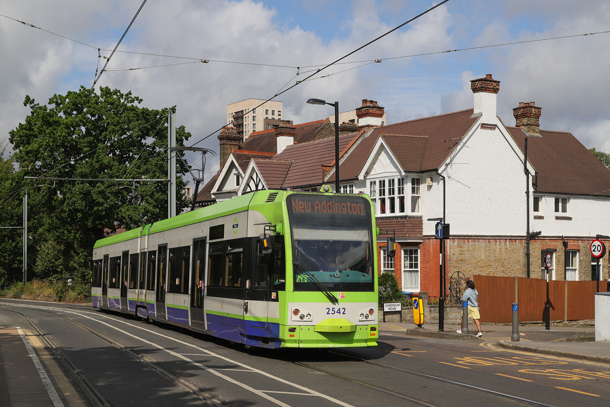 Лондон, Bombardier CR-4000 № 2542