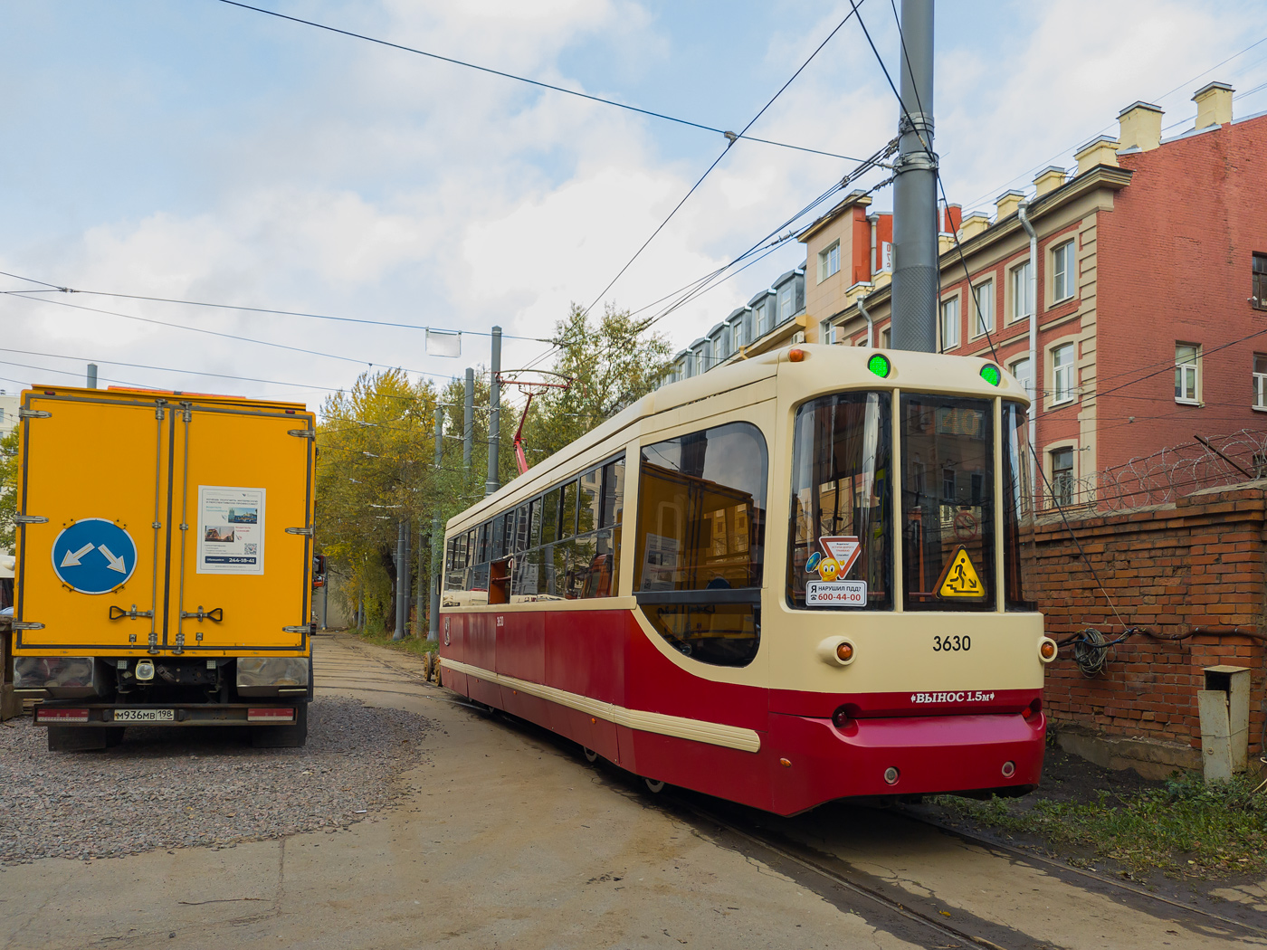 Saint-Petersburg, LM-68M2 (mod. SPb GET) č. 3630