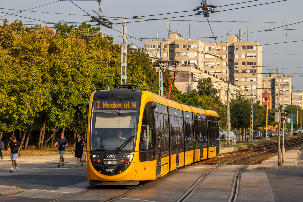 Будапешт, CAF Urbos 3 № 2209