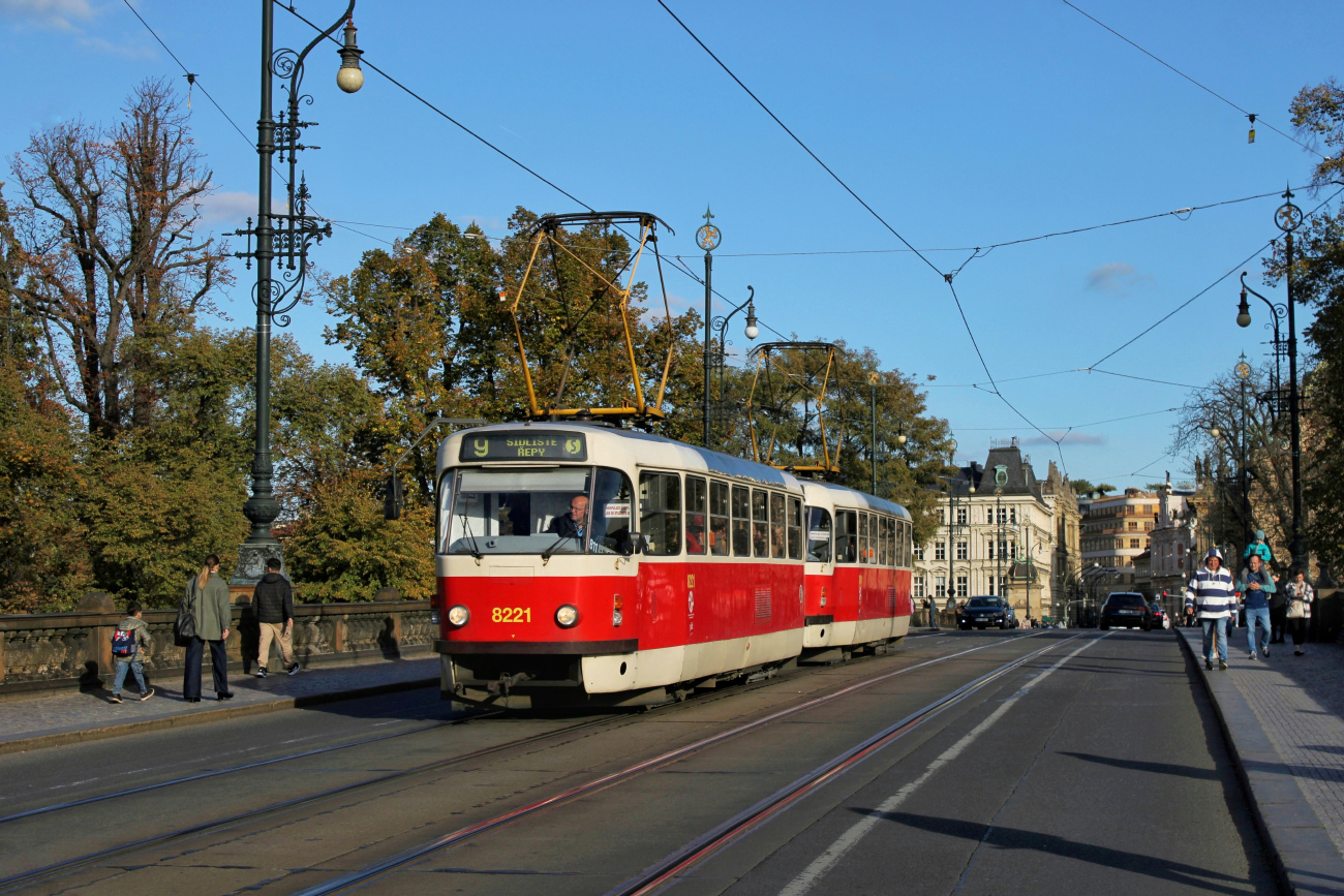 Prága, Tatra T3R.P — 8221