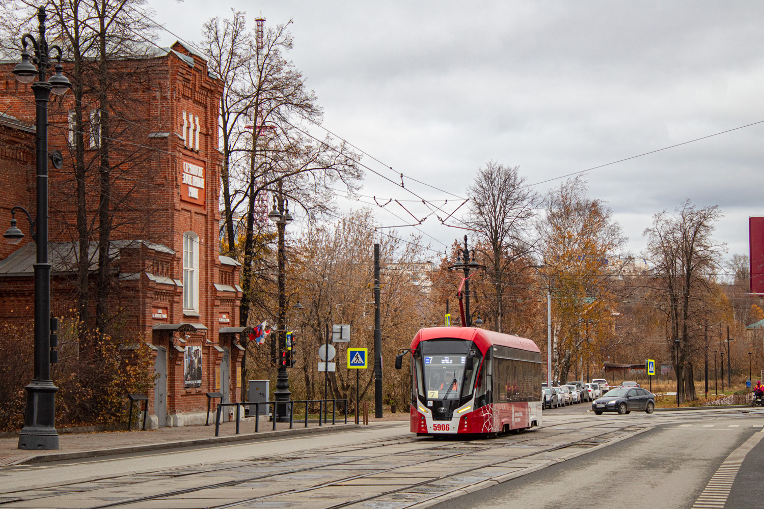 Пермь, 71-911ЕМ «Львёнок» № 5906