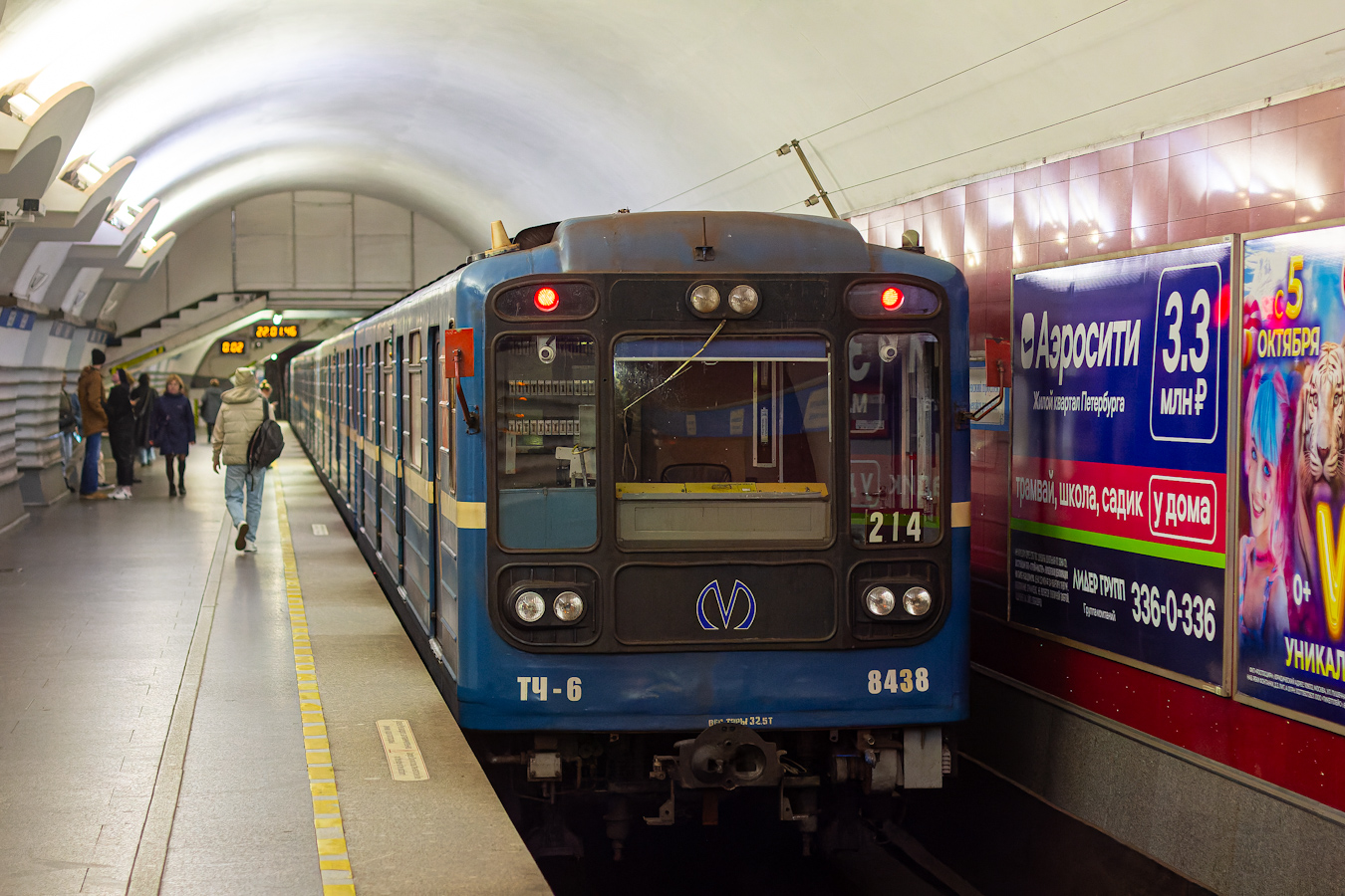 Санкт-Петербург, 81-717 (ЛВЗ) № 8438