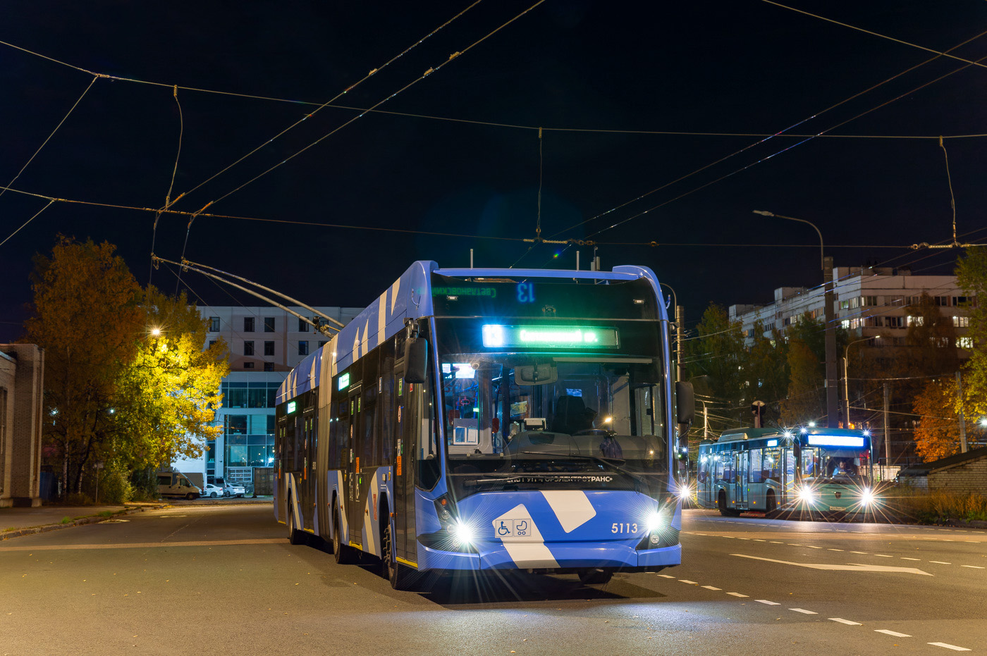 Санкт-Петербург, ВМЗ-6215.01 «Премьер» № 5113