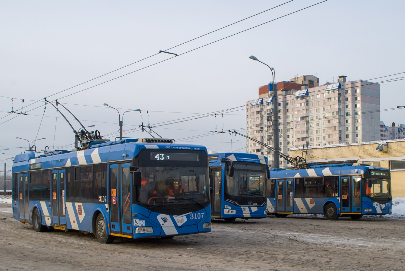 Санкт-Петербург, БКМ 32100D № 3107; Санкт-Петербург — Конечные станции и разворотные кольца