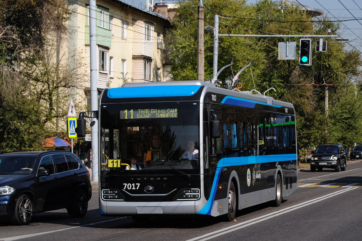 Almaty, Yutong ZK6128BEVG (QazTehna) Br. 7017 Almaty, Yutong ZK6128BEVG (QazTehna) Br. 7017