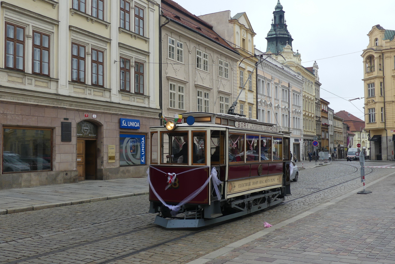 Пльзень, Двухосный моторный Křižík № 18