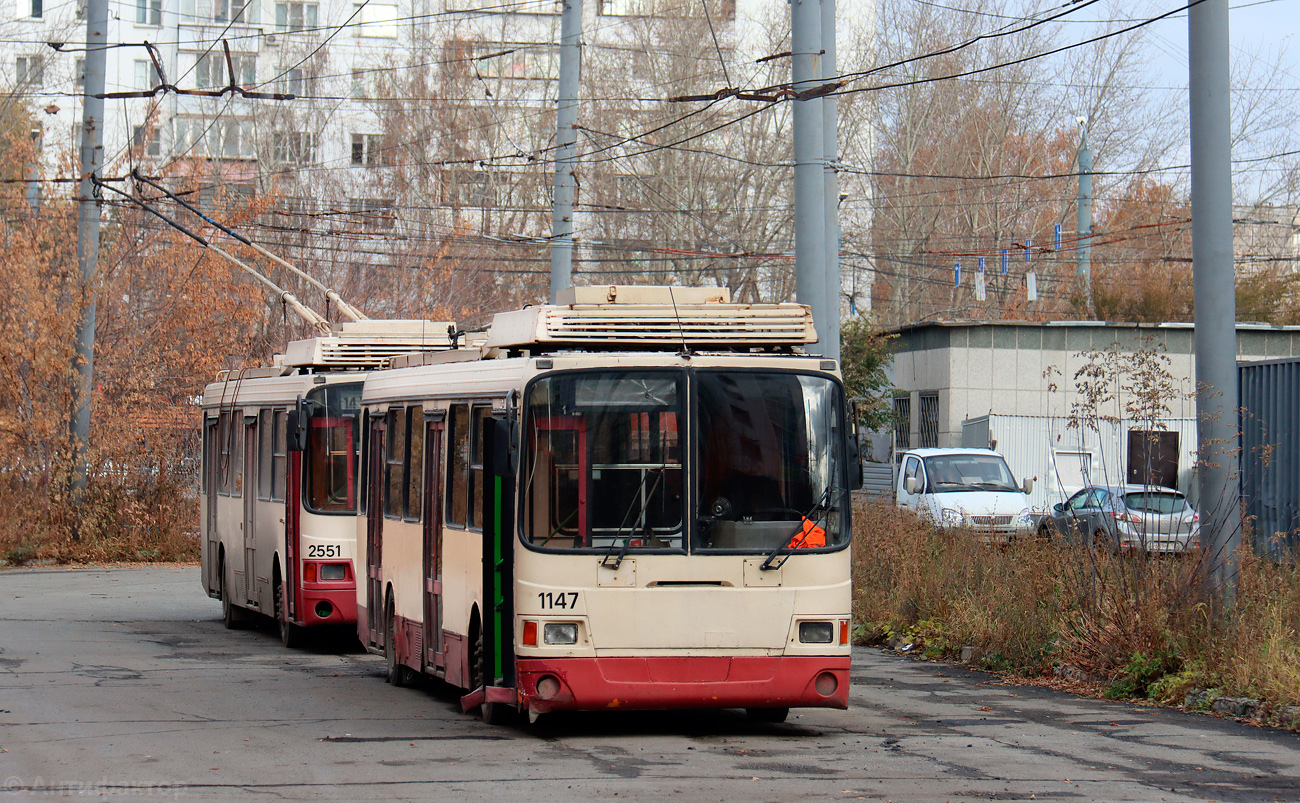 Челябинск, ЛиАЗ-5280 (ВЗТМ) № 1147