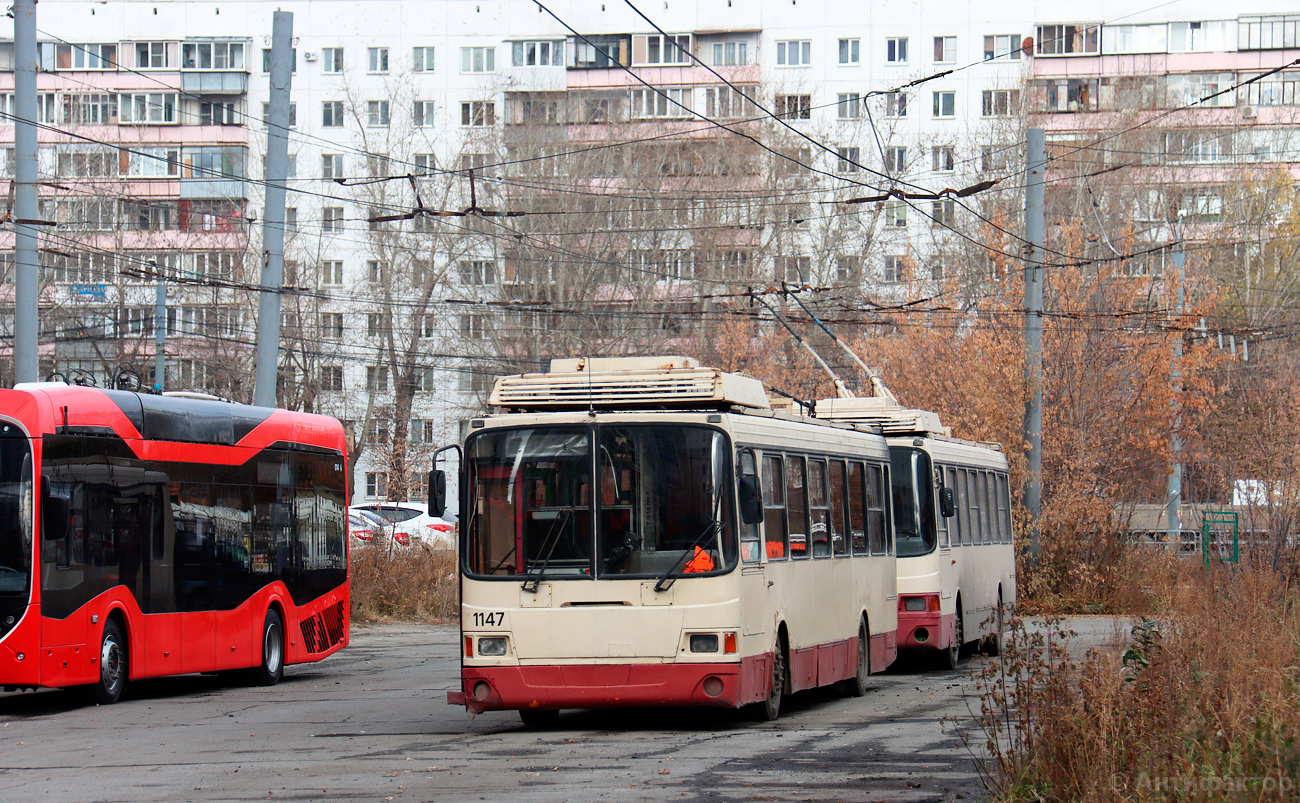 Челябинск, ЛиАЗ-5280 (ВЗТМ) № 1147
