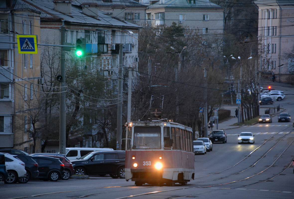 Хабаровск, 71-605 (КТМ-5М3) № 353