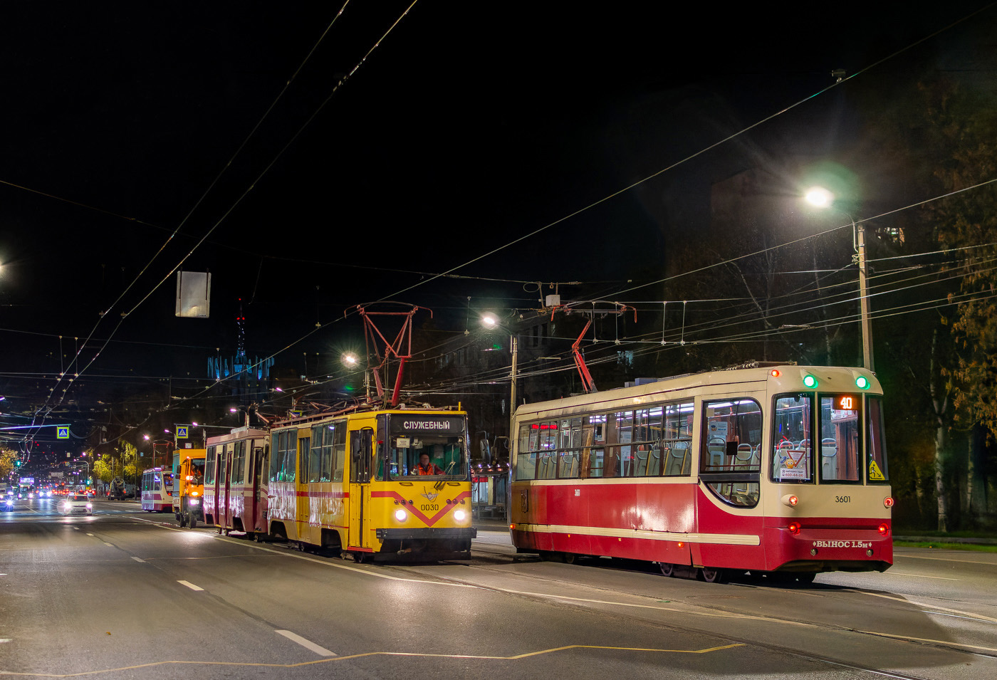 Санкт-Петербург, ПР (18М) № 0030; Санкт-Петербург, ЛМ-68М2 (мод. СПб ГЭТ) № 3601