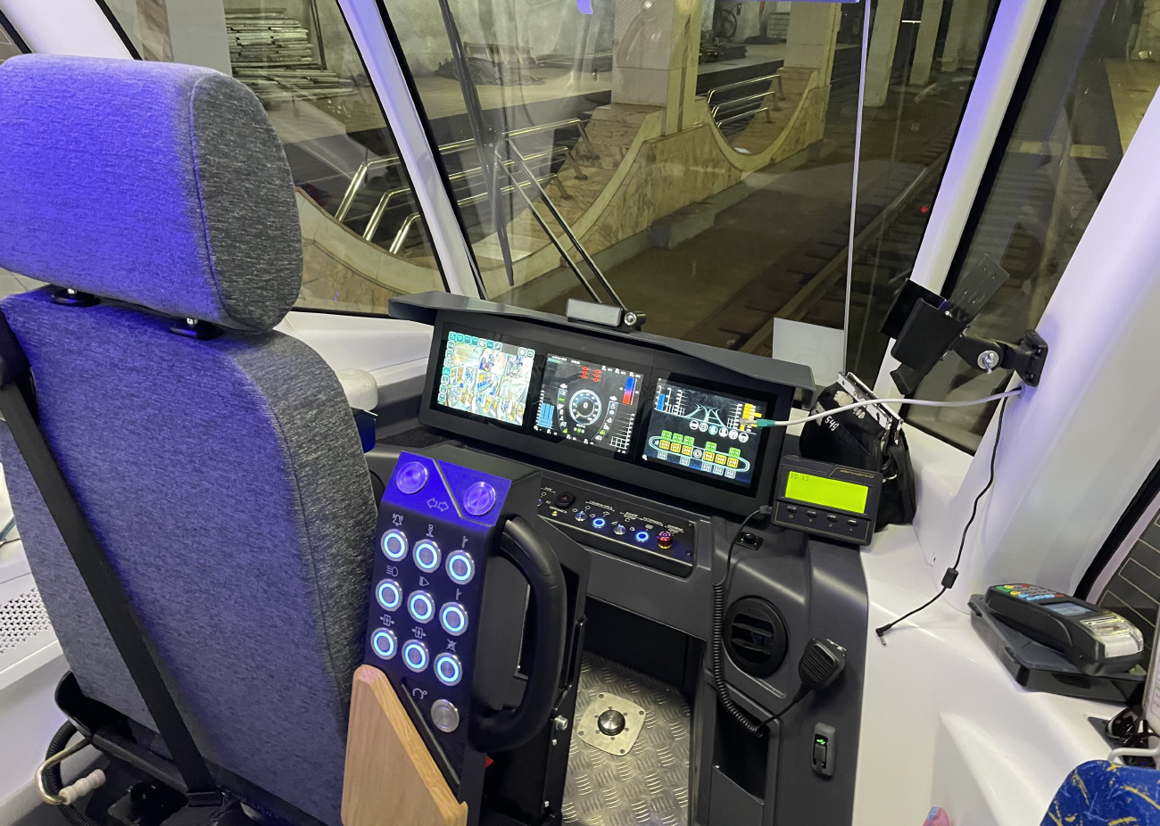 Волгоград, 71-932-03 «Невский» № 5030