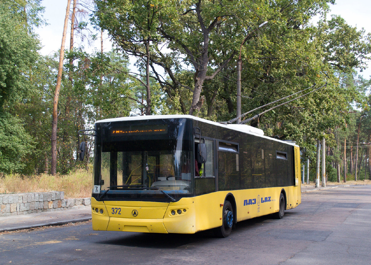 Черкассы, ЛАЗ E183D1 № 372