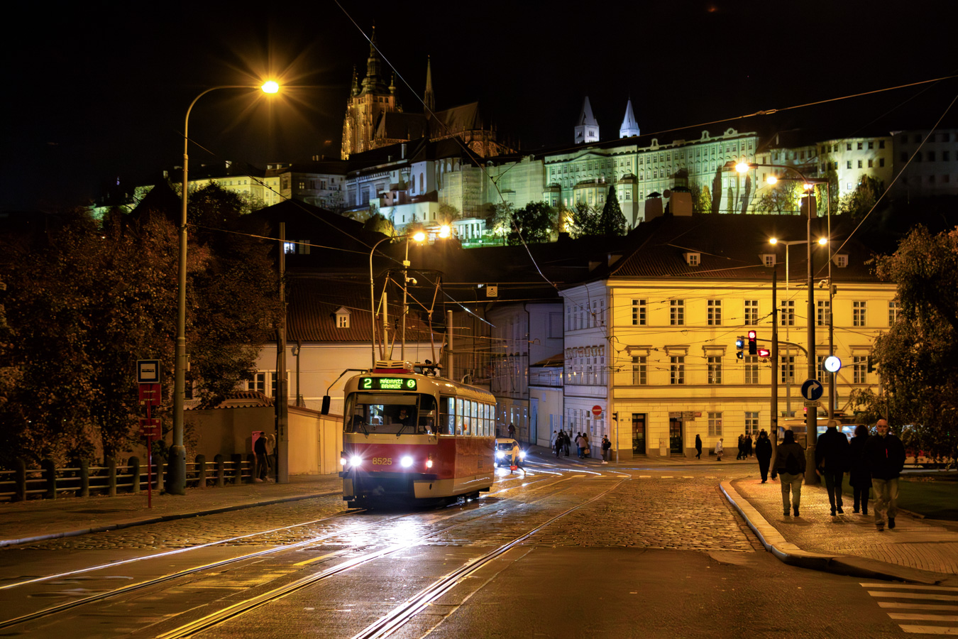 Прага, Tatra T3R.P № 8525