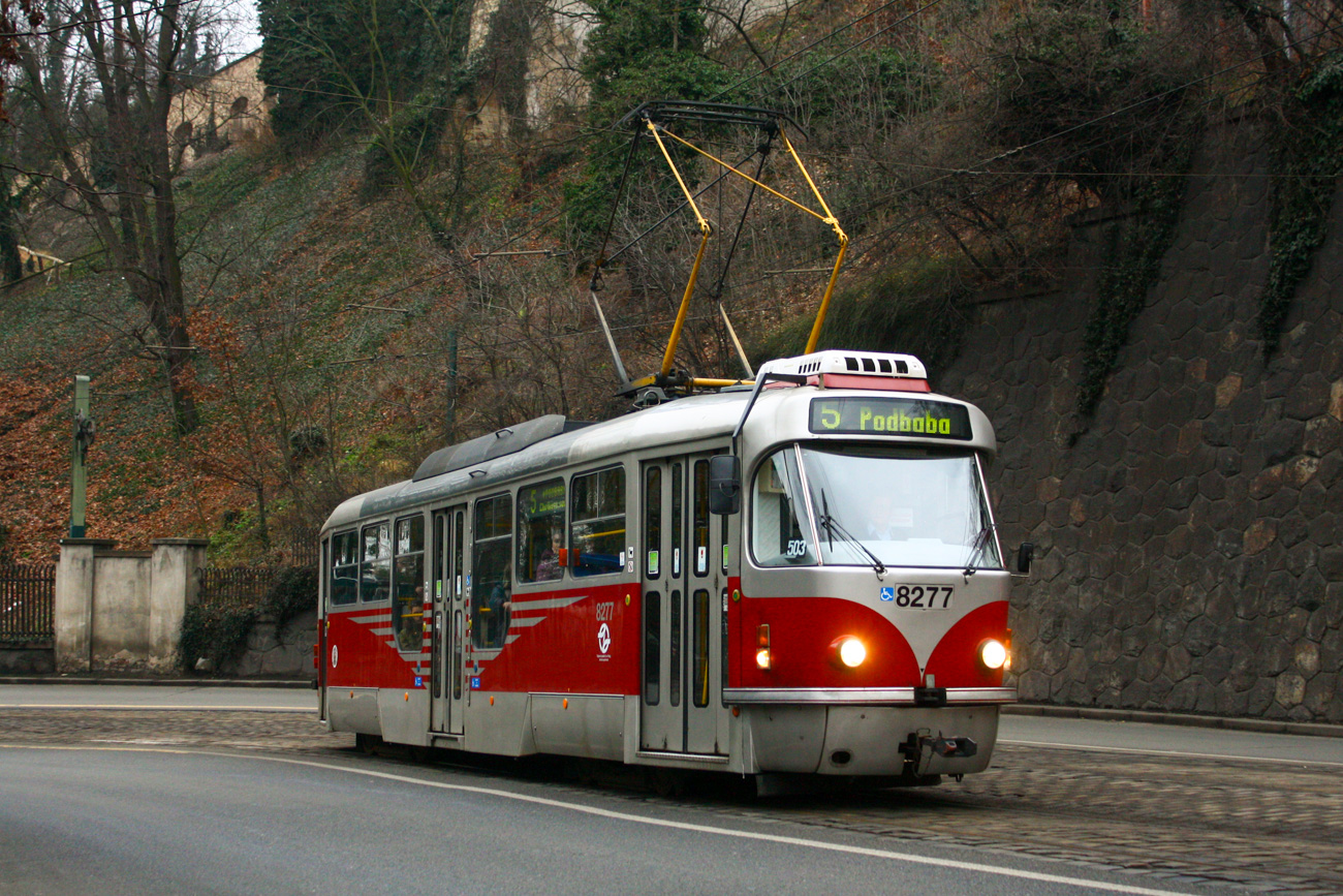 Prague, Tatra T3R.PLF N°. 8277