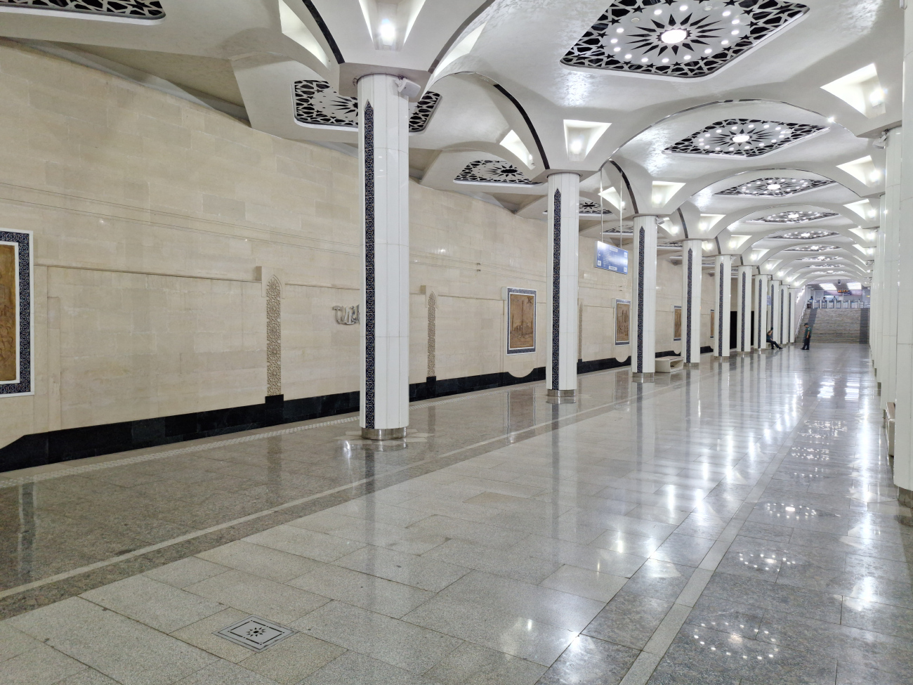 Ташкент — Метрополитен — Юнусабадская линия