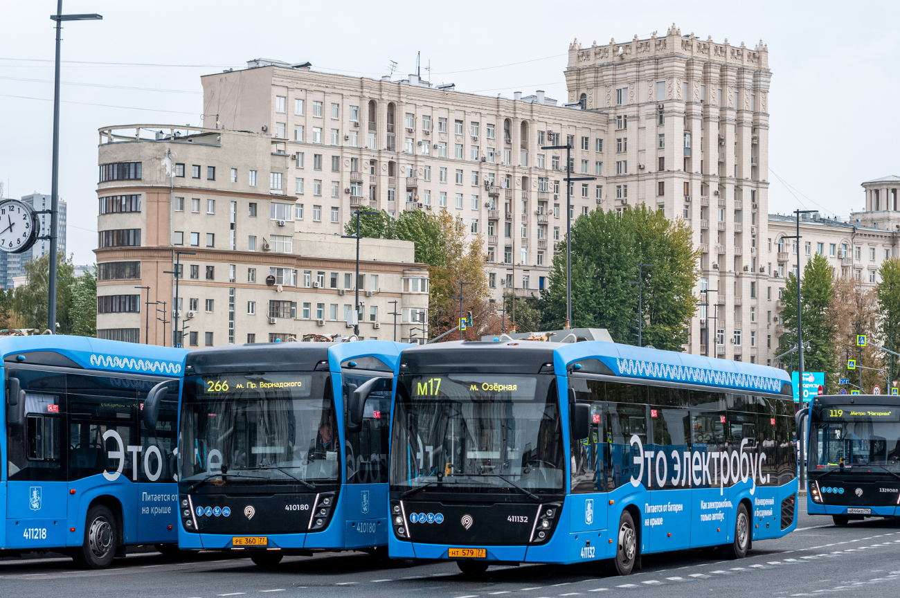 Москва, КАМАЗ-6282 № 411132