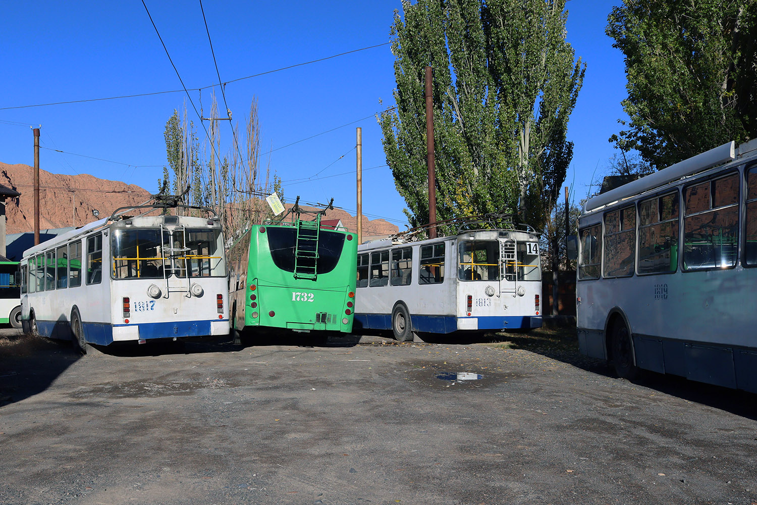 Naryn, ZiU-682G-016.05 Nr. [1817]; Naryn, ZiU-682G-016.05 Nr. [1813]