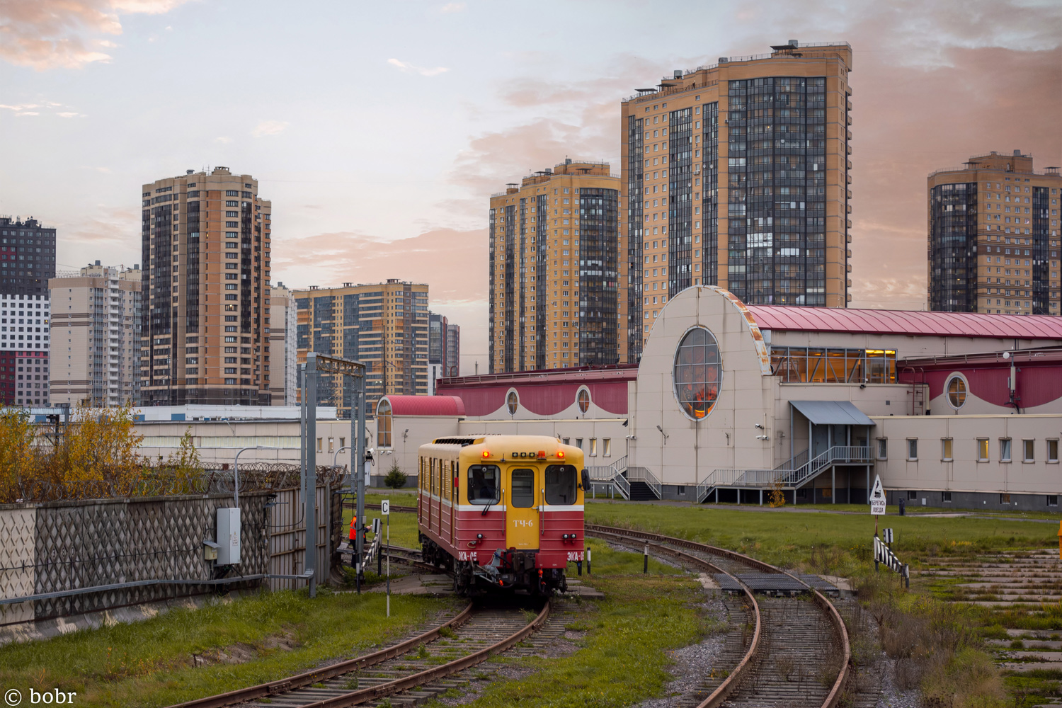 St Petersburg, 81-581.4 Nr. ЭКА-05