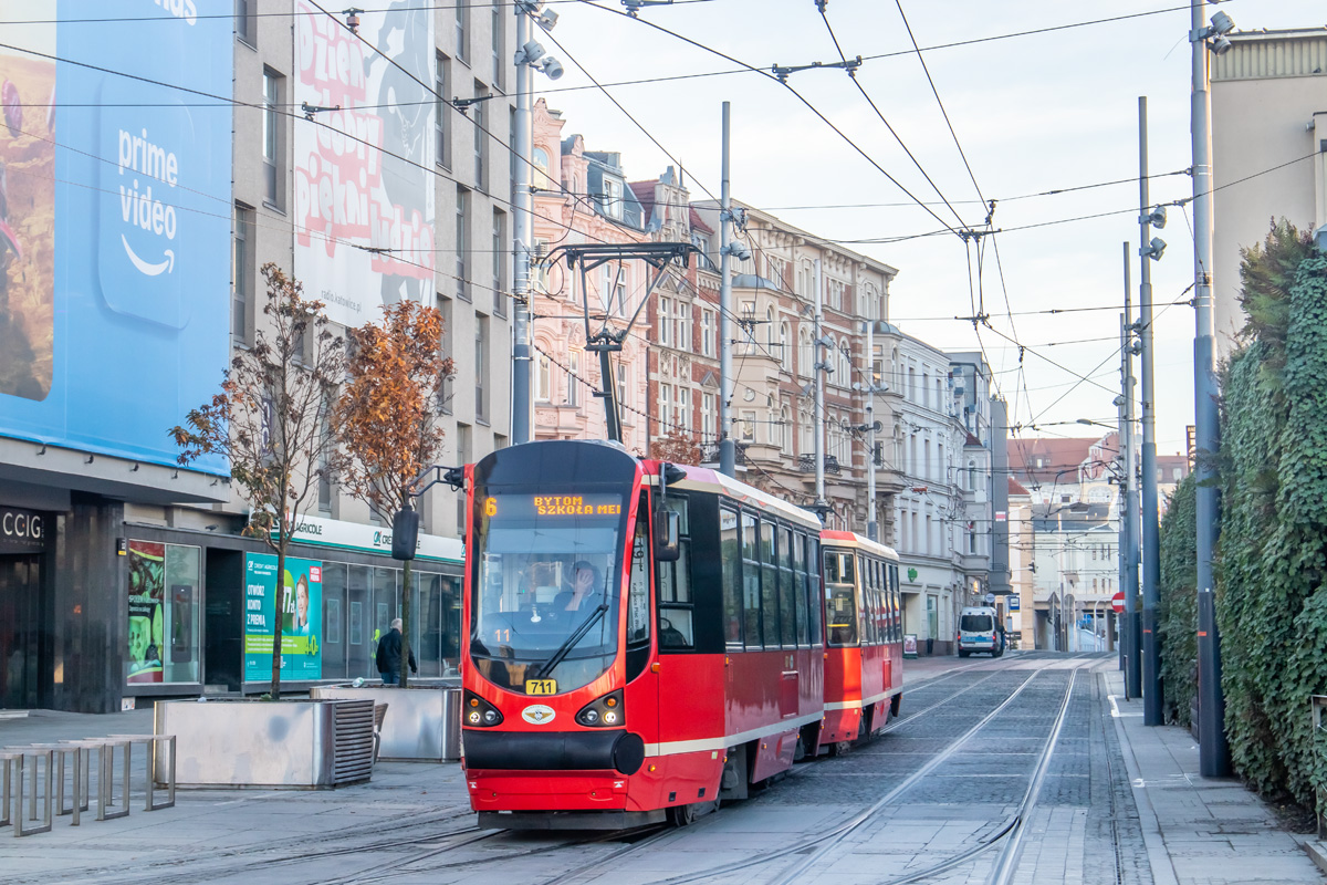 Metropolis GZM, Konstal 105N-HF11AC Br. 711