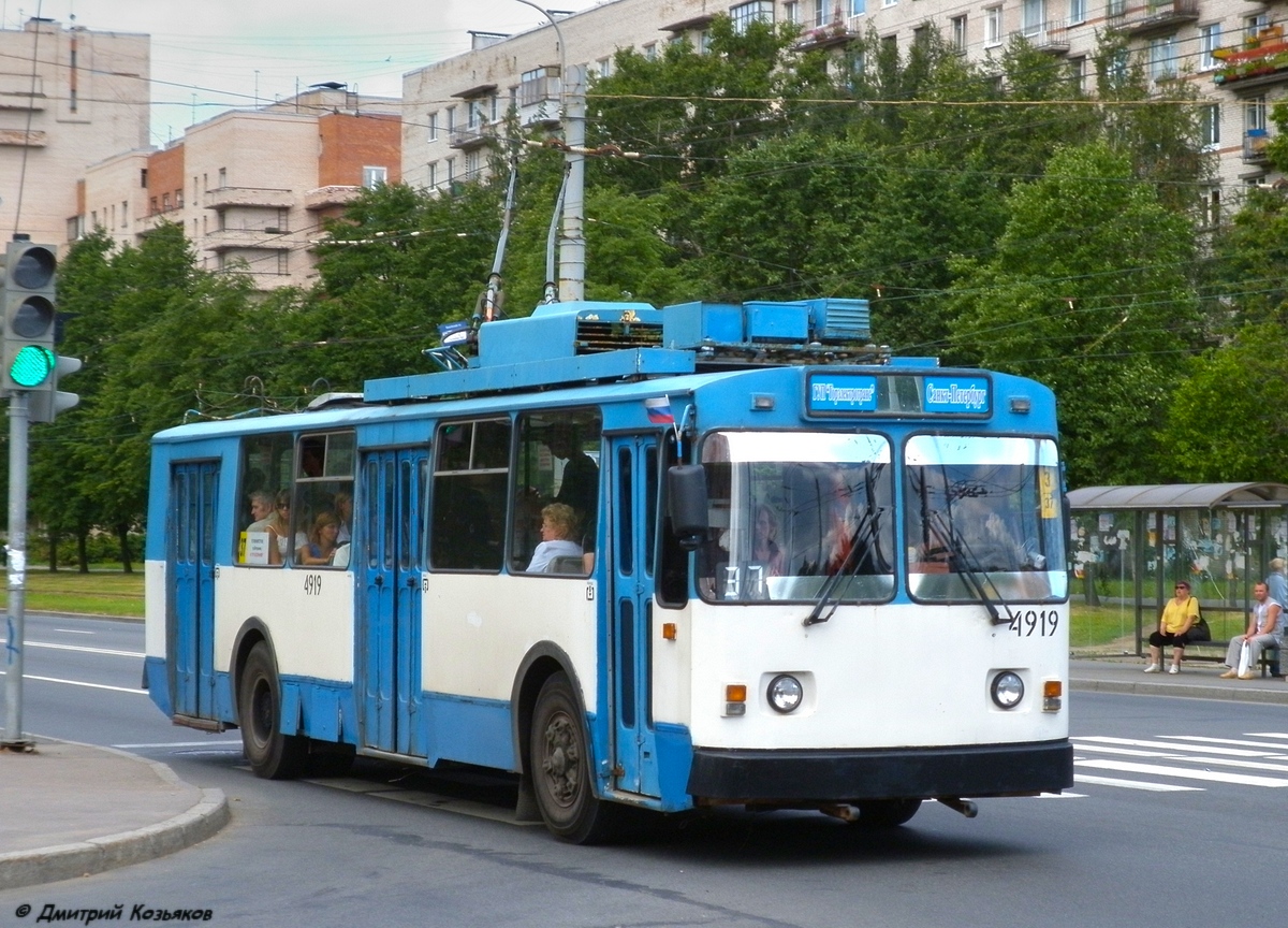 Санкт-Петербург, ВМЗ-170 № 4919