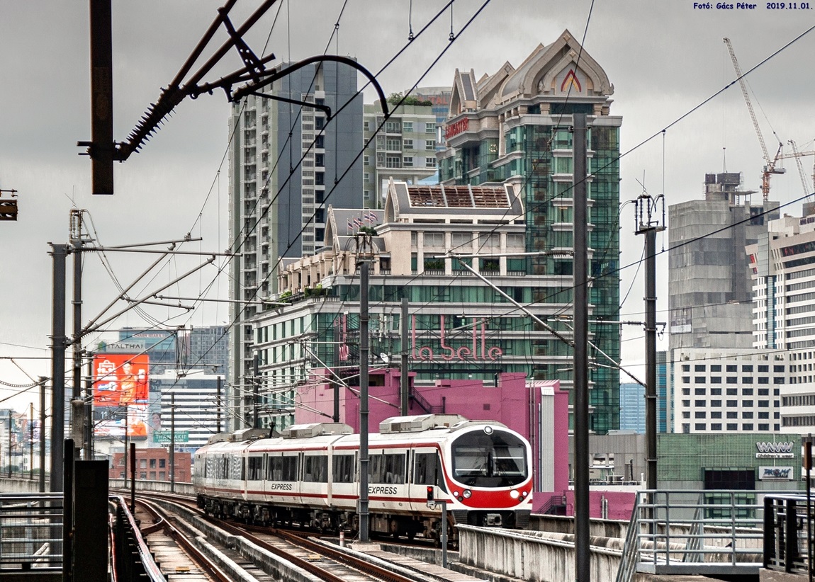 Бангкок — ARL Железнодорожное сообщение с аэропортом (รถไฟฟ้าแอร์พอร์ต เรล ลิงก์)