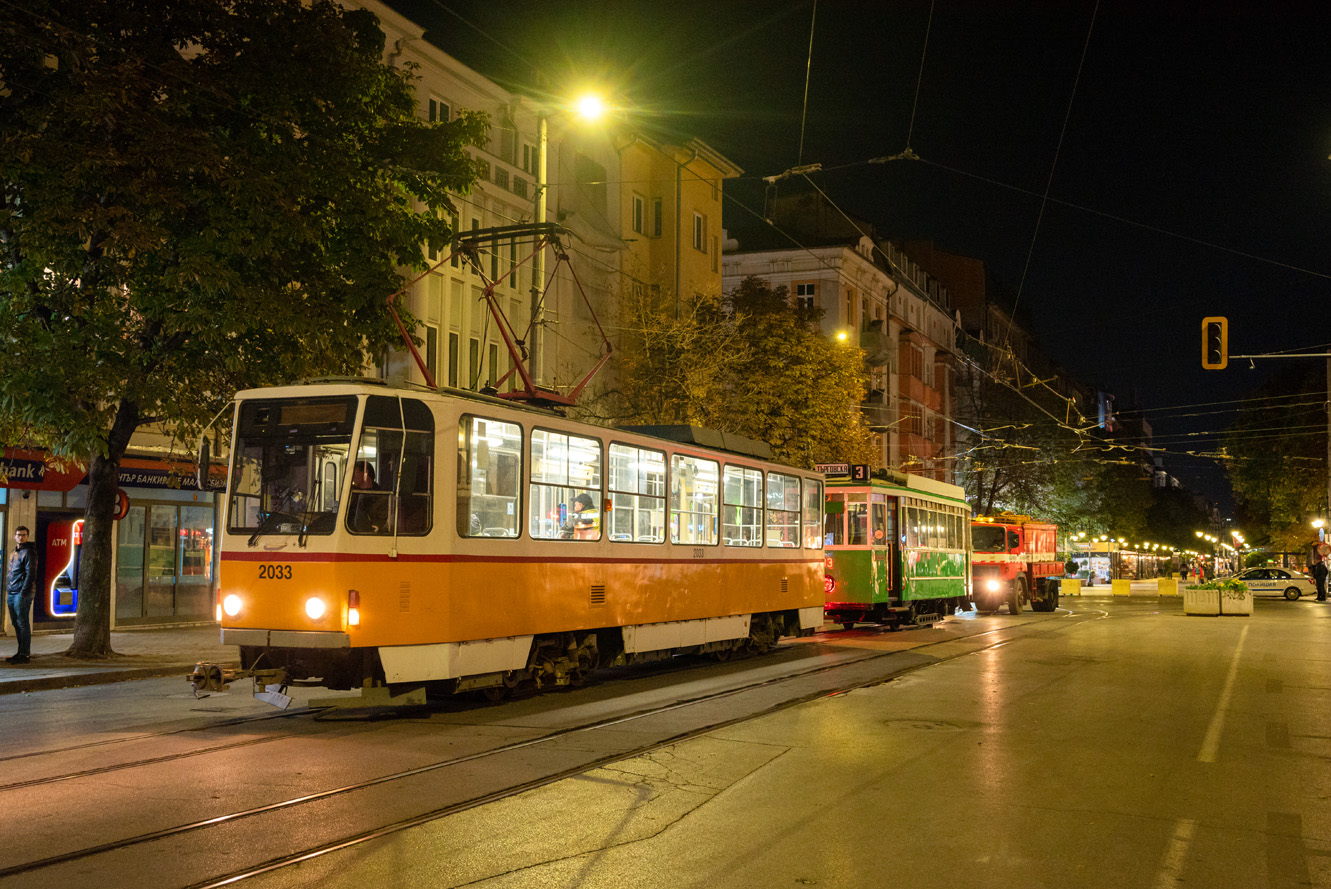Sofia, Tatra T6A2B č. 2033; Sofia — Relocation of vintage tram 83 from Tramcar in front of Central Halls and its designation as a future "Tourist Information Center" — 25.10.2024