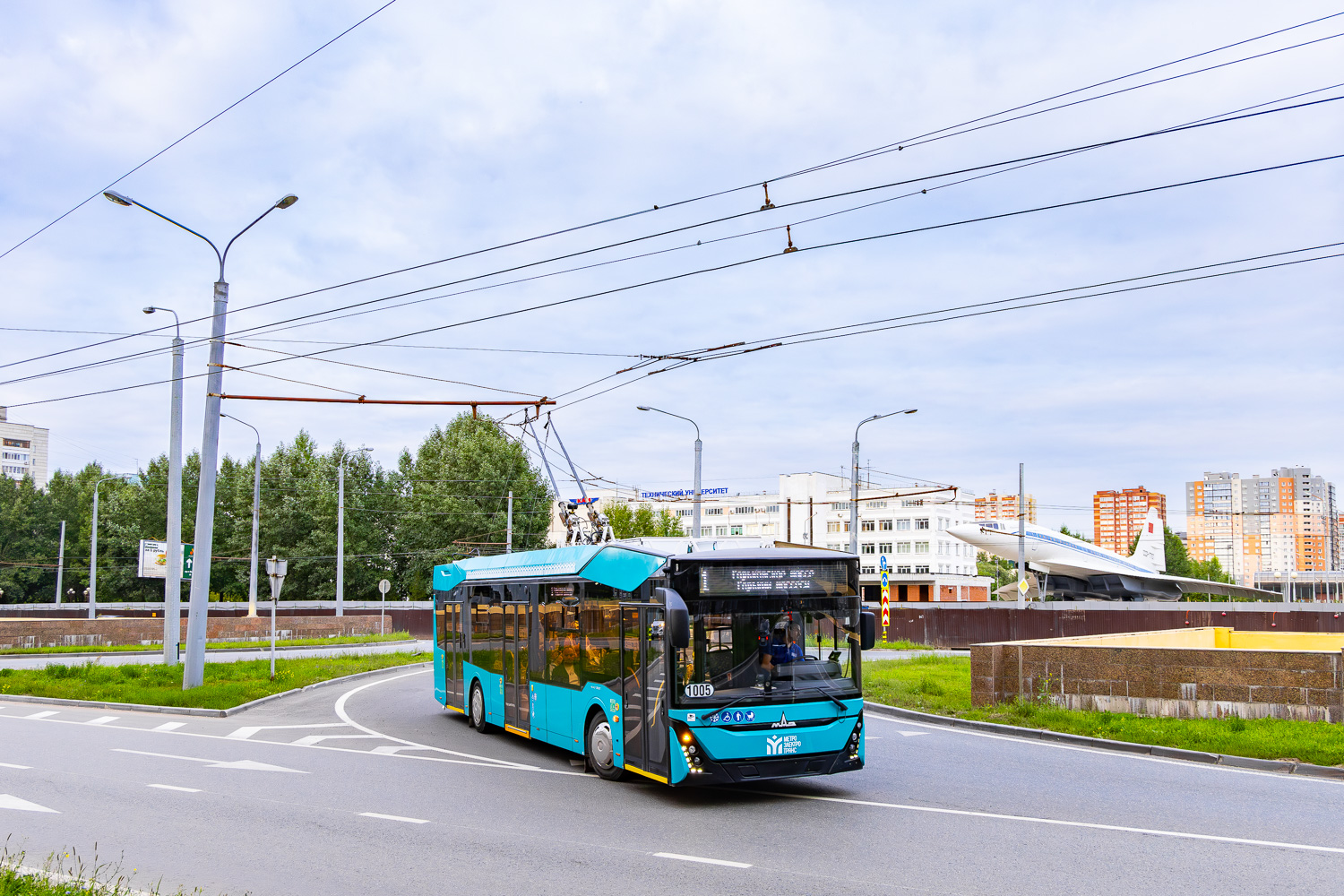 Казань, МАЗ-303Т22 № 1005