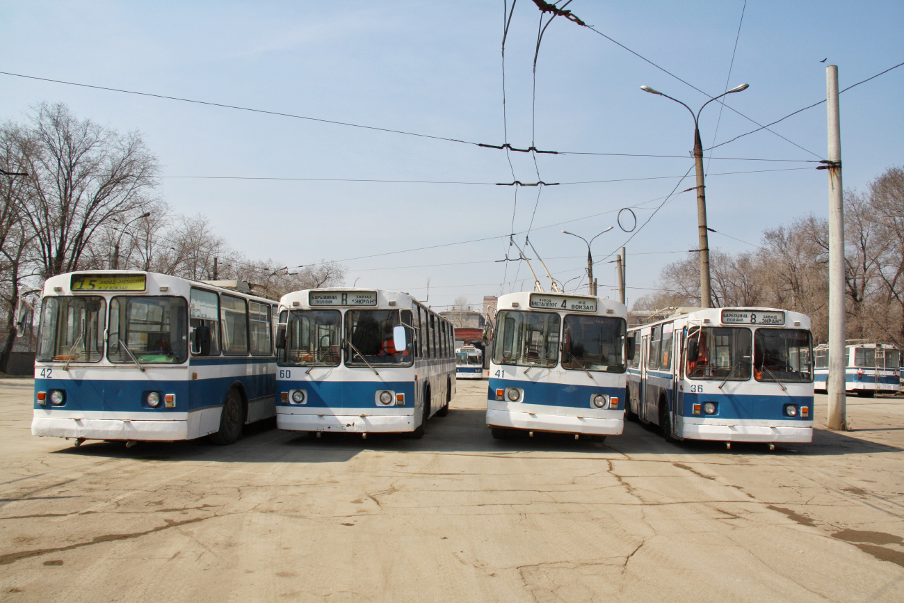 Самара, ЗиУ-682Г [Г00] № 60; Самара, ЗиУ-682В-012 [В0А] № 41; Самара — Троллейбусное депо № 2