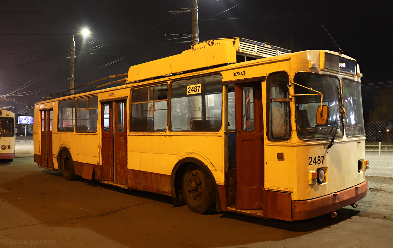 Челябинск, ЗиУ-682Г [Г00] № 2487