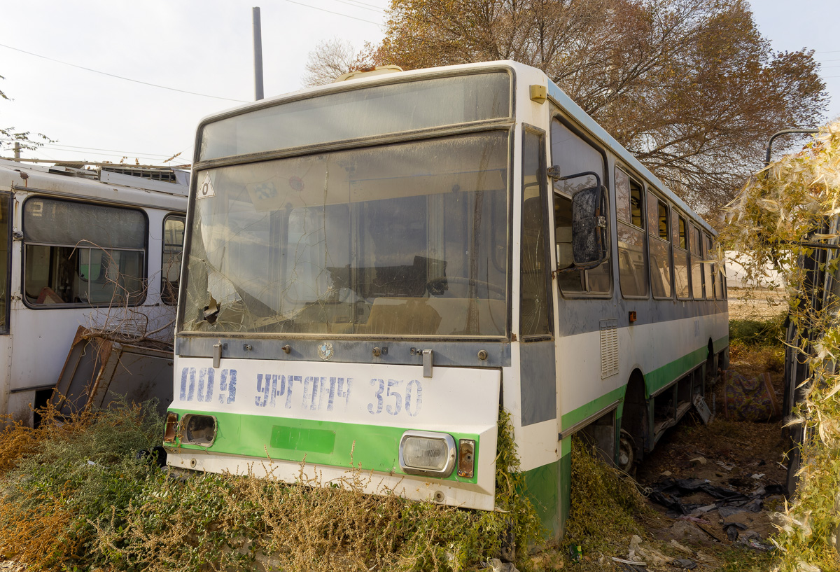 Urgench, Škoda 14Tr13/6M č. 009