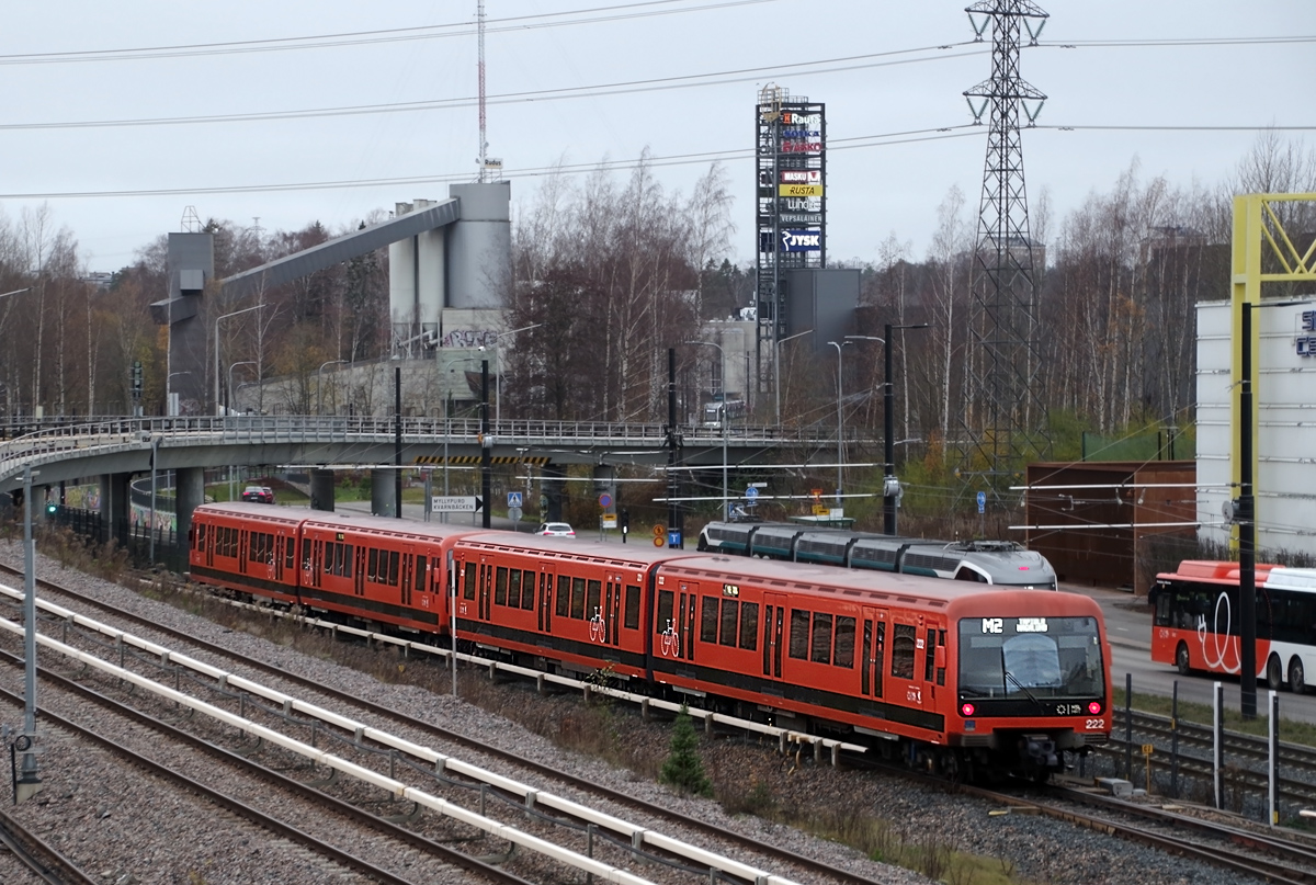 Хельсинки — Эспоо, Bombardier M200 № 222