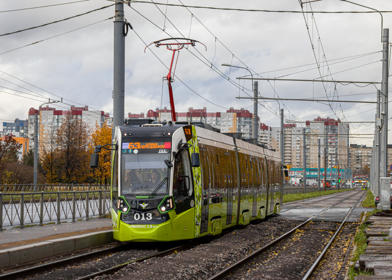 Saint-Petersburg, Stadler B85600M Br. 013