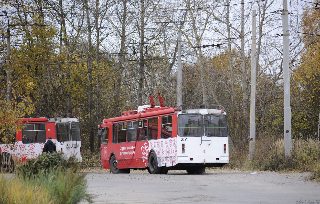 Владимир, ЗиУ-682Г-016.04 № 251