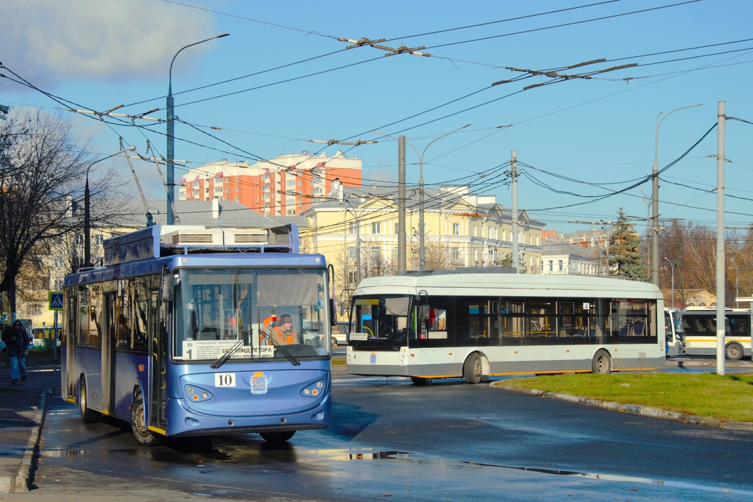 Подольск, БТЗ-52763Р № 10; Подольск, Тролза-5265.02 «Мегаполис» № 4