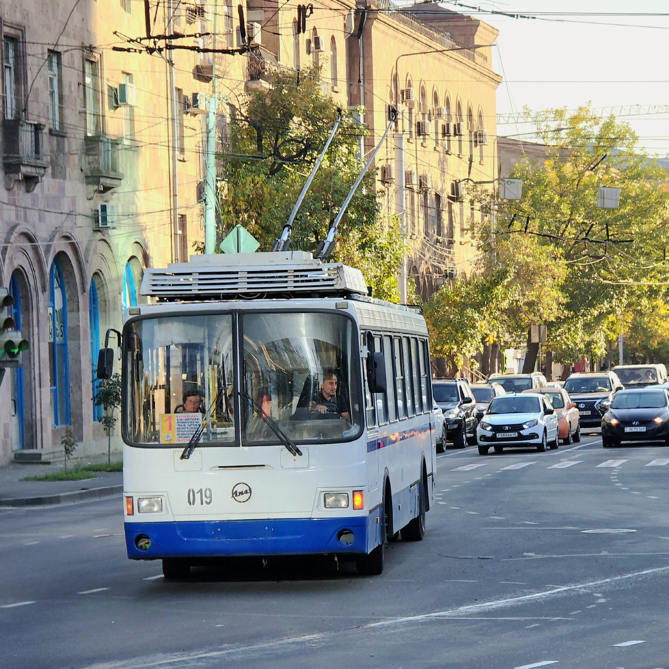 Ереван, ЛиАЗ-52803 (ВЗТМ) № 019