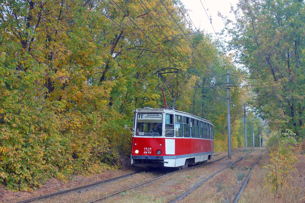 Saratov, 71-605 (KTM-5M3) N°. 1240