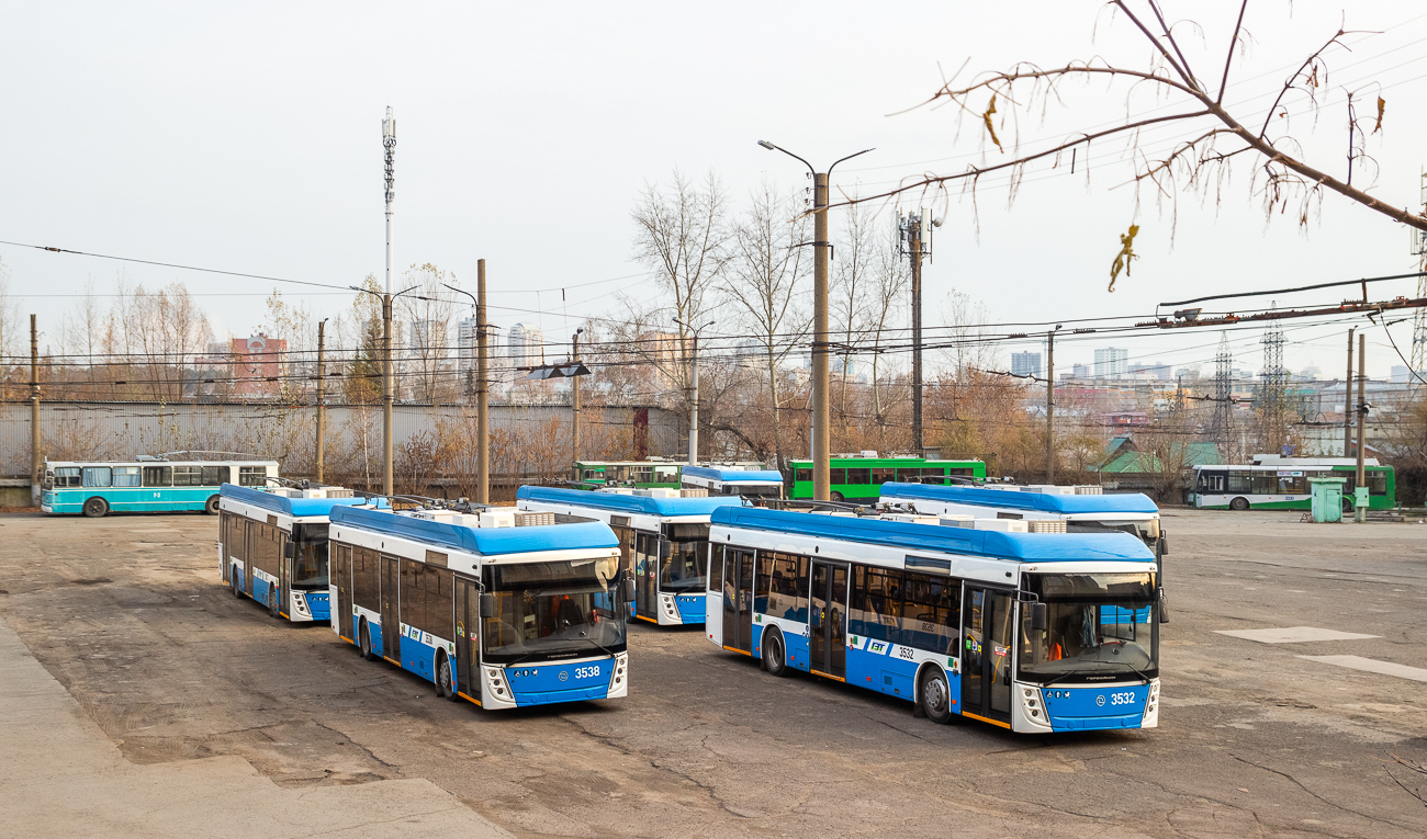 Новосибирск, УТТЗ-6241.01 «Горожанин» № 3538; Новосибирск, УТТЗ-6241.01 «Горожанин» № 3532