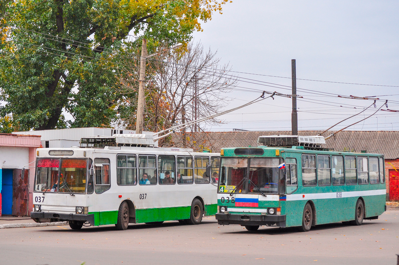 Харцызск, ЮМЗ Т2 № 038