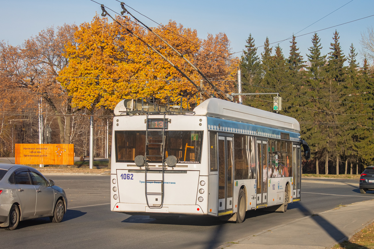 Уфа, УТТЗ-6241.01 «Горожанин» № 1062