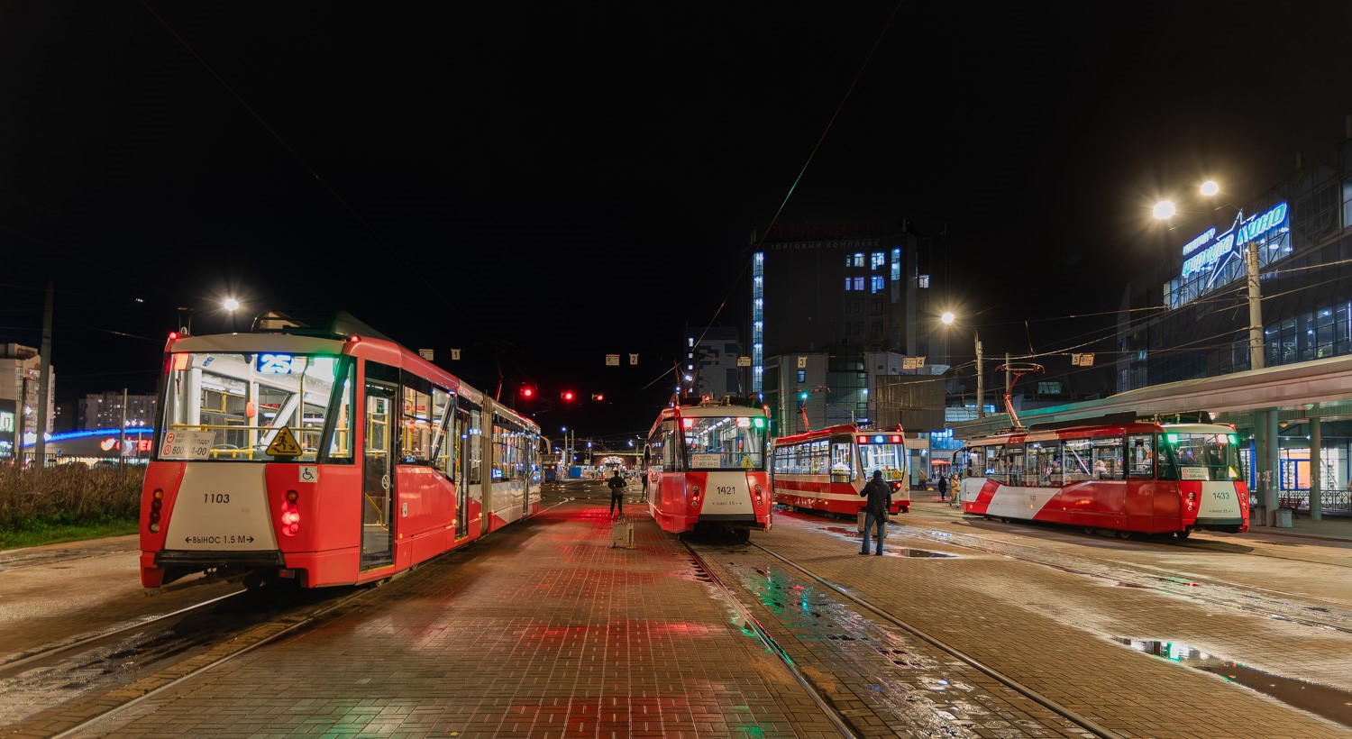 Санкт-Петербург, 71-152 (ЛВС-2005) № 1103; Санкт-Петербург, 71-153 (ЛМ-2008) № 1421; Санкт-Петербург, 71-153 (ЛМ-2008) № 1433