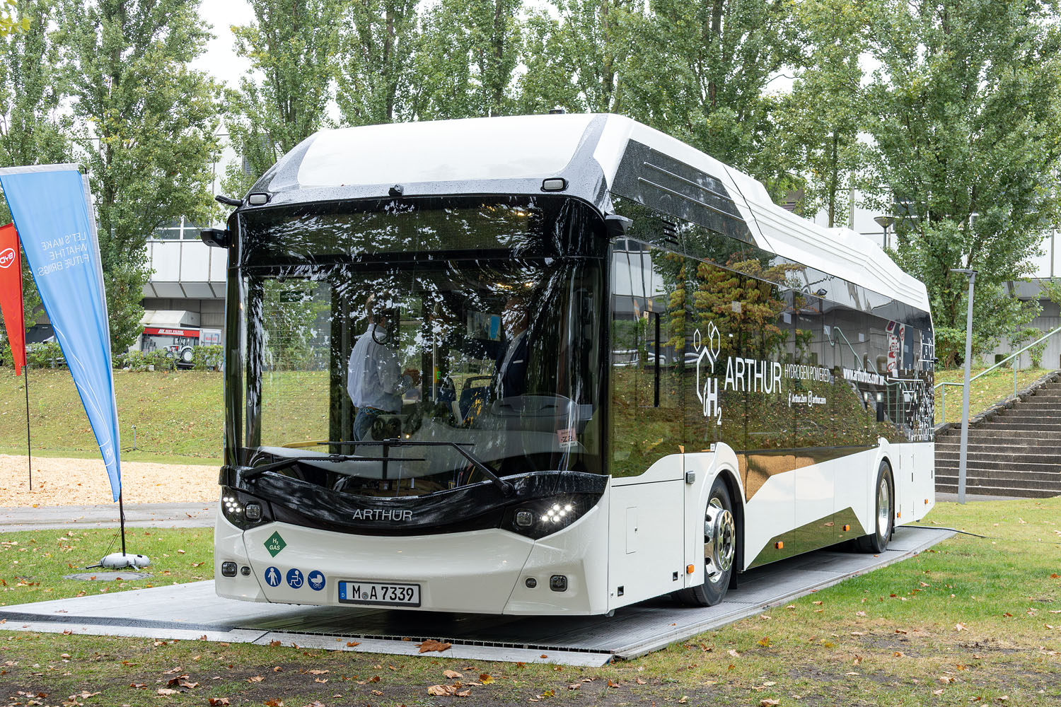 Monachium, ARTHUR H2 BUS 12 Nr M-A 7339; Berlin — InnoTrans 2024